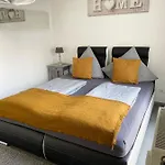 Apartament Innenstadt Neumarkt-schildergasse Stylische *