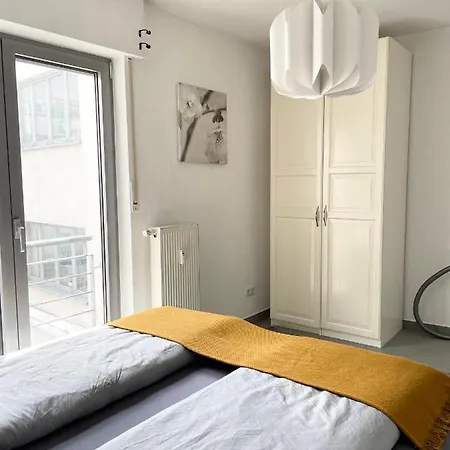 Apartamento Innenstadt Neumarkt-schildergasse Stylische *